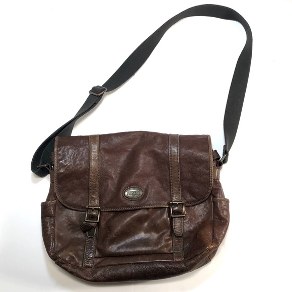 Fossil Other - Fossil Leather Messenger Bag